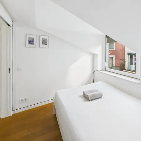 Cozy 1br In Estrela | By Airnest Lägenhet Lisboa